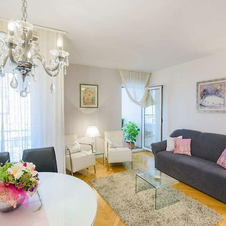 Comfortable And Stylish Apartment Split Eksteriør billede