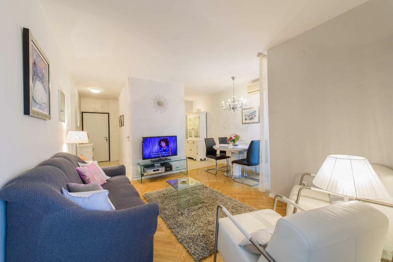 Comfortable And Stylish Apartment Split Eksteriør billede